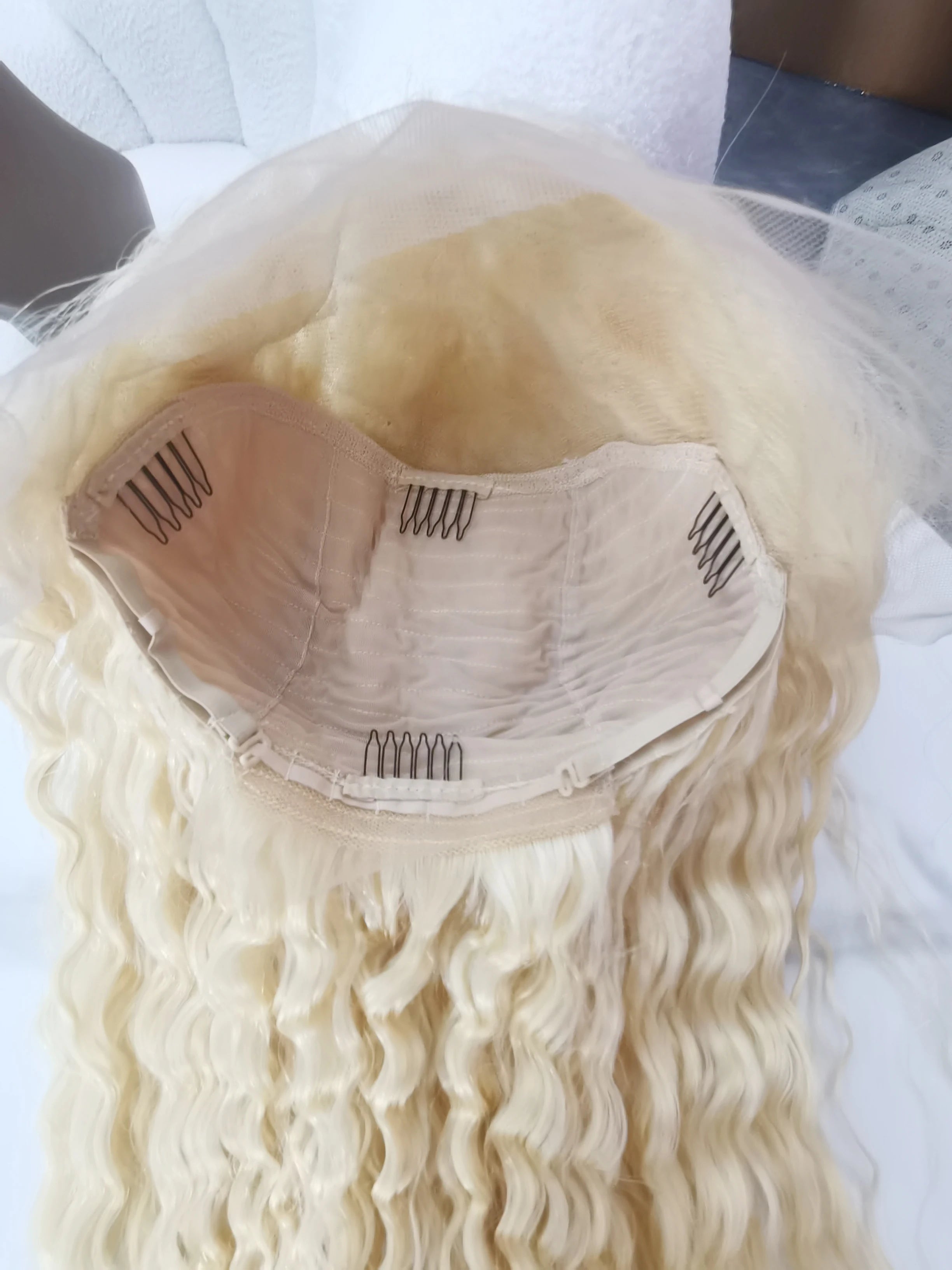 40 42 Inch 613 Honey Blonde Color Deep Wave 13x4 13x6 Hd Lace Frontal Wigs Brazilian Curly Human Hair Wigs For Women 250 Density