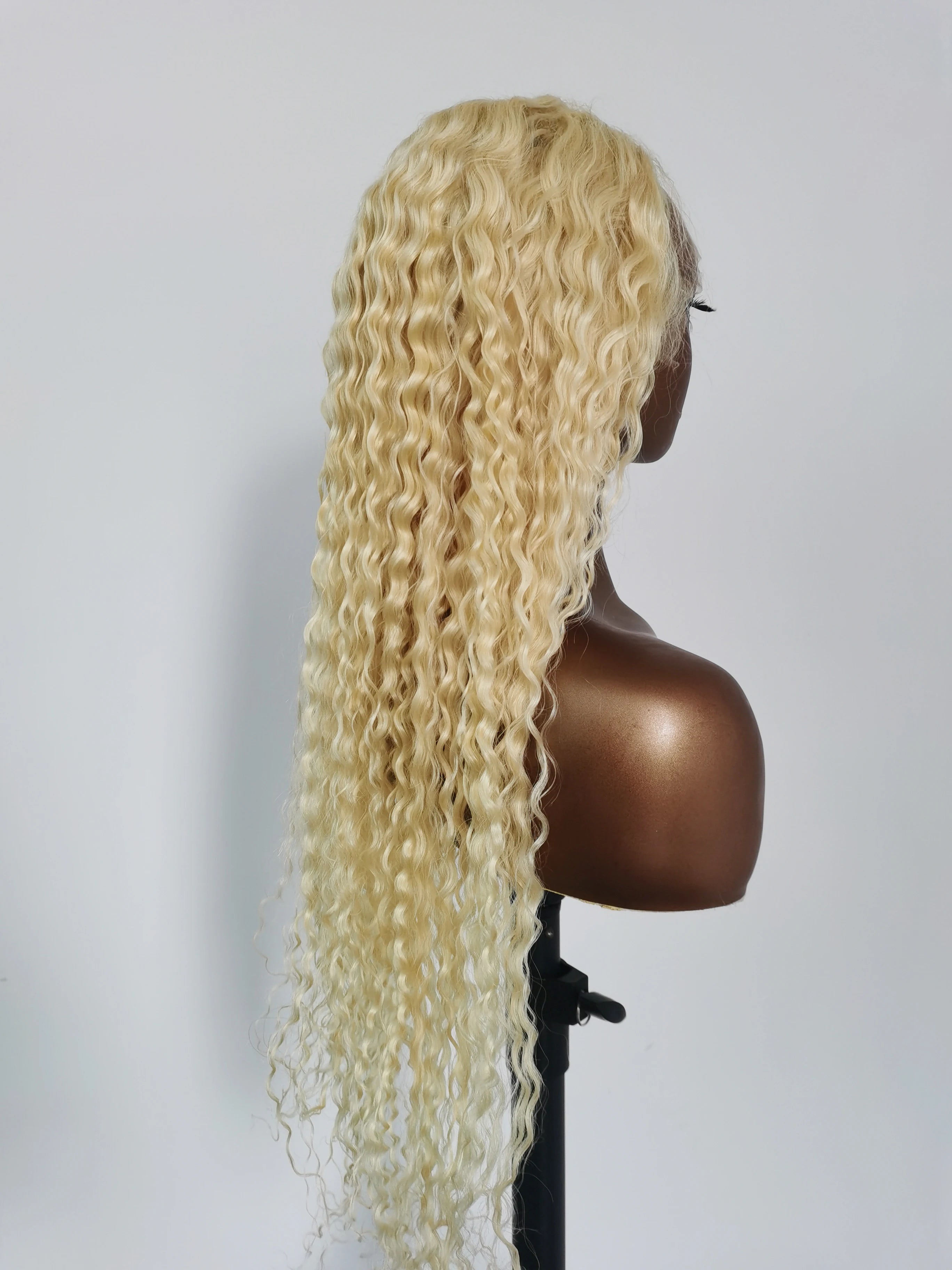 40 42 Inch 613 Honey Blonde Color Deep Wave 13x4 13x6 Hd Lace Frontal Wigs Brazilian Curly Human Hair Wigs For Women 250 Density