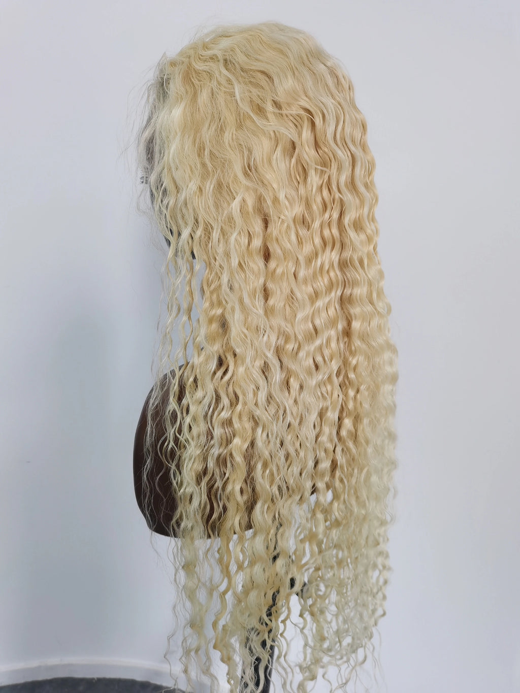 40 42 Inch 613 Honey Blonde Color Deep Wave 13x4 13x6 Hd Lace Frontal Wigs Brazilian Curly Human Hair Wigs For Women 250 Density